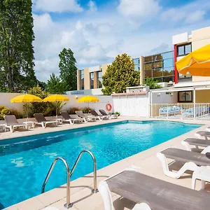 Ibis Styles Cap 3000 Aeroport 3*, Сен-Лоран-дю-Вар Франция