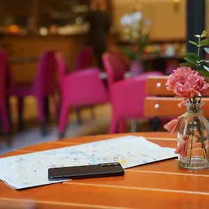 فندق بست وسترن أوه تروكاديرو