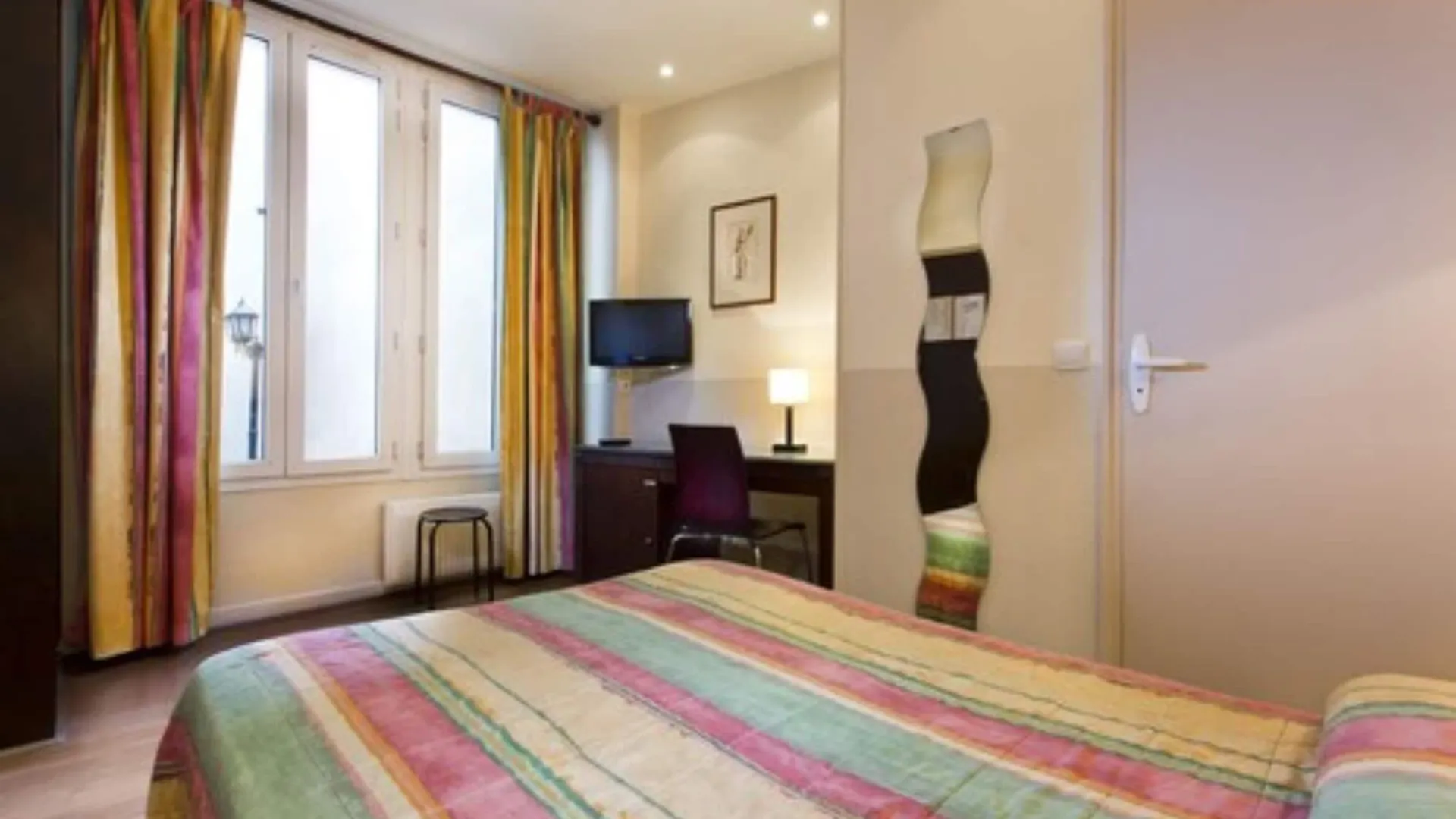 Merryl Hotel París 3*,  Francia