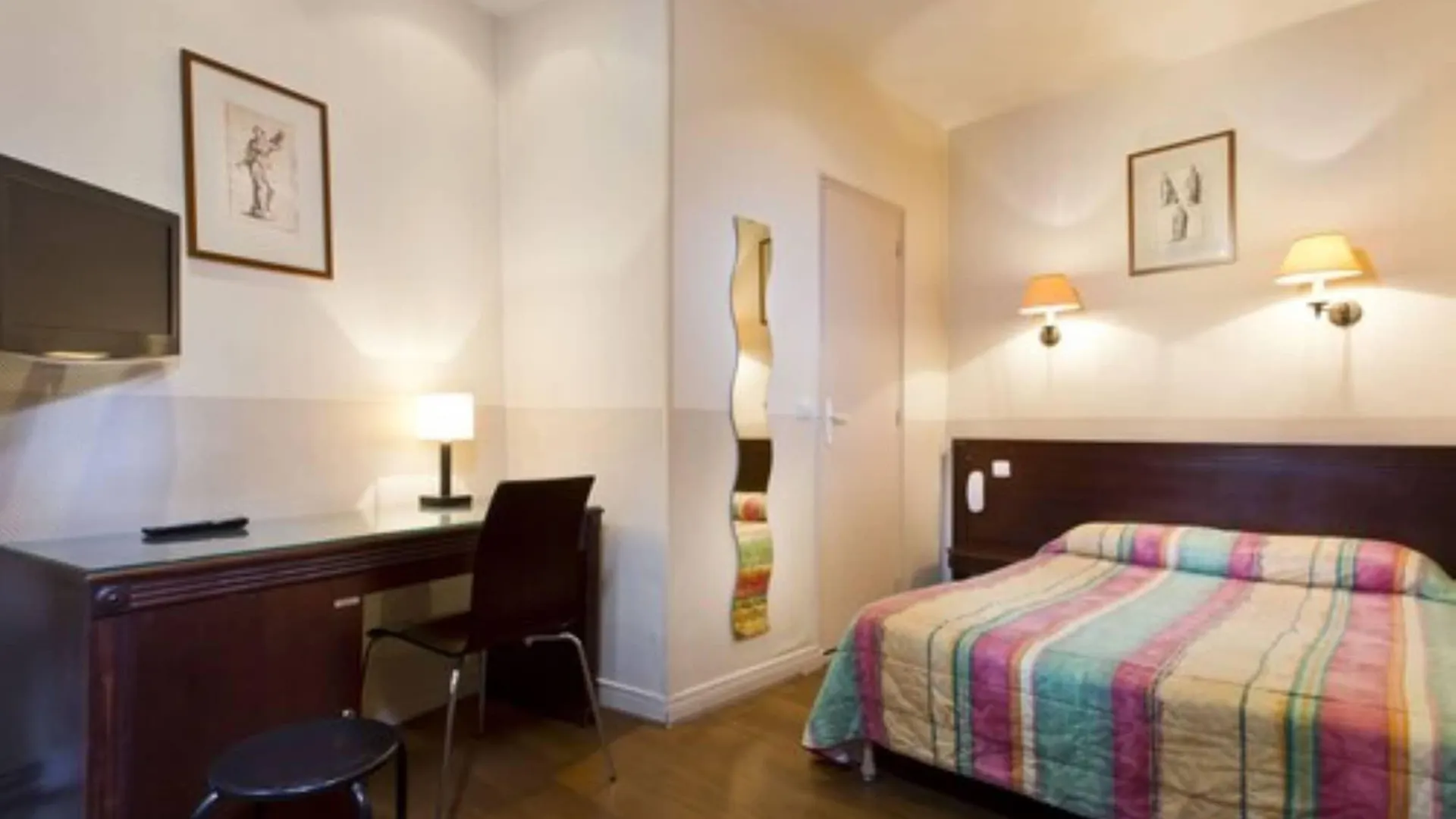 Merryl Hotel París